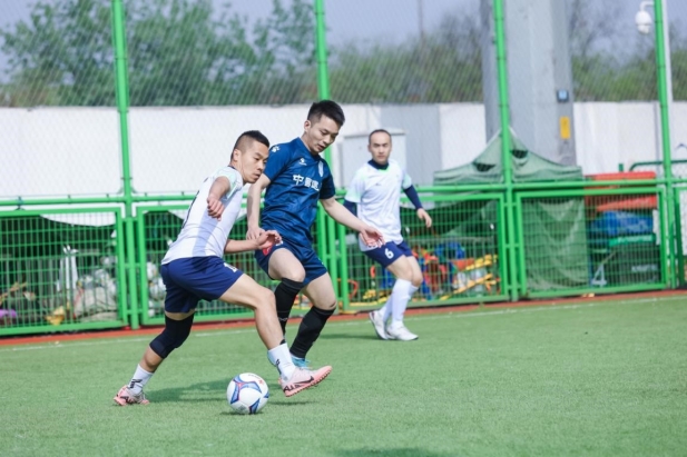 1745291672912013915.jpg 4.jpg